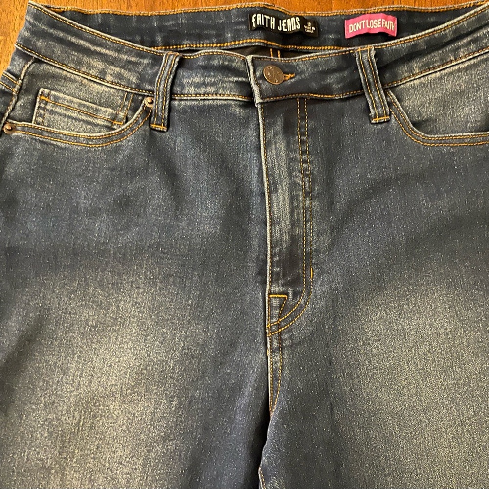 Faith Blue Straight Jeans with Classic Faded Look